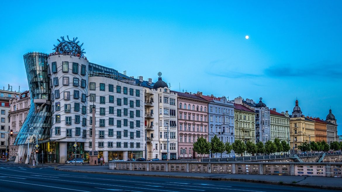 ce inseamna cand visezi casa in constructie